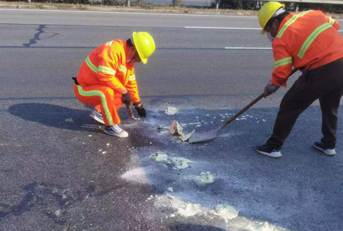 德江公路下沉注浆加固